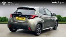Toyota Yaris 1.5 Hybrid Design 5dr CVT Hybrid Hatchback